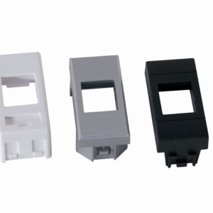 Lindy 75021 Cavo Adattatore Da RJ-11 Femmina A Spina BT Maschio 4 Pin - Bianco, Per Collegare Apparecchiature USA A Linee Telefoniche Britanniche